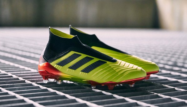 adidas_predator_18_quay_thu_khong_day_37d3b00dd1ff4393ac0c0681a481bd3b_grande giay da bong khong day adidas predator 18