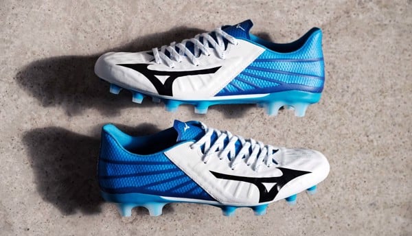 mizuno_rebula__1__cf38676e19184aa2b92596bd04a51172_grande giay da bong mizuno
